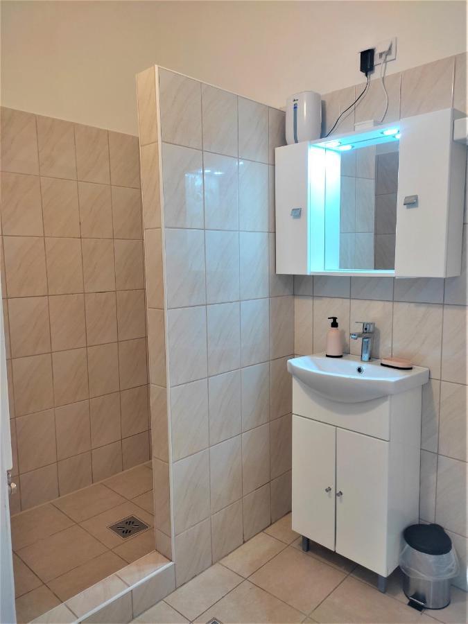 Dunapart Apartment 베크 외부 사진