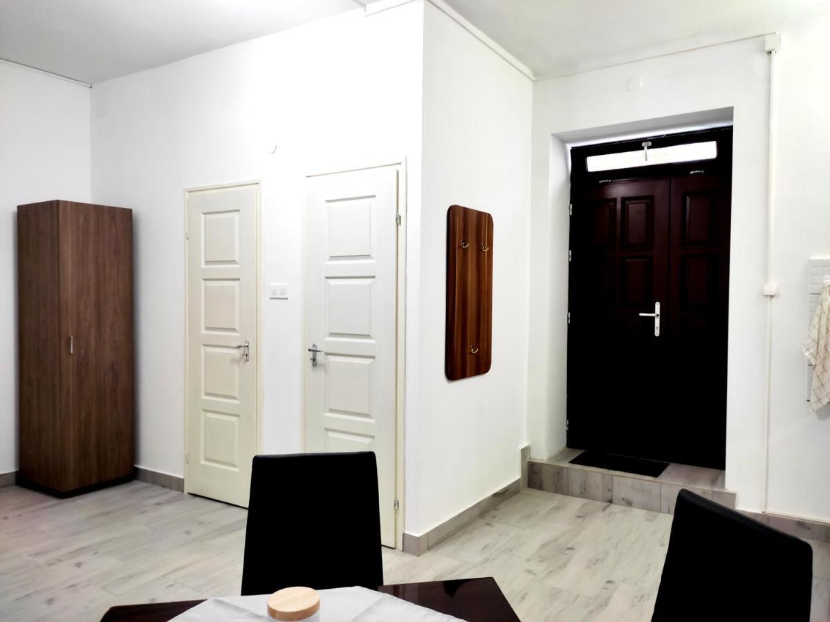Dunapart Apartment 베크 외부 사진